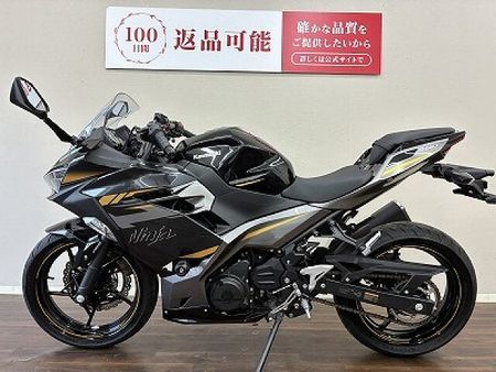 カワサキ ニンジャ 400 ニンジャ400 比較的大きなタンクとシャープな走りで街乗り・ツーリング共に活躍するミドルク 3
