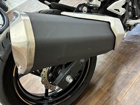 カワサキ ニンジャ 400 ニンジャ400 比較的大きなタンクとシャープな走りで街乗り・ツーリング共に活躍するミドルク 39