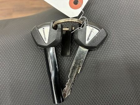 カワサキ ニンジャ 400 ニンジャ400 比較的大きなタンクとシャープな走りで街乗り・ツーリング共に活躍するミドルク 5