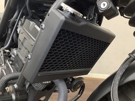 ホンダ レブル 250 レブル250 シンプルなデザインによく合うマットブラックが特徴の2023年モデル!モリワキ 19