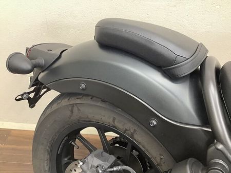 ホンダ レブル 250 レブル250 シンプルなデザインによく合うマットブラックが特徴の2023年モデル!モリワキ 31