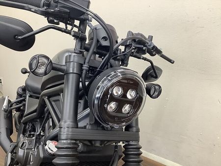 ホンダ レブル 250 レブル250 シンプルなデザインによく合うマットブラックが特徴の2023年モデル!モリワキ 4