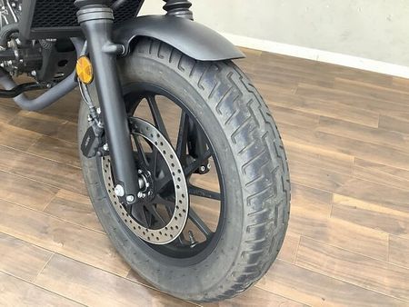 ホンダ レブル 250 レブル250 シンプルなデザインによく合うマットブラックが特徴の2023年モデル!モリワキ 6