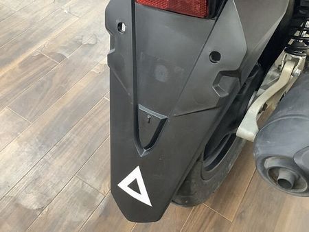 ホンダ PCX125 PCX LEDライト搭載のJF56型!安定感ある乗り味と燃費の良さに定評あるロングセラー! 25