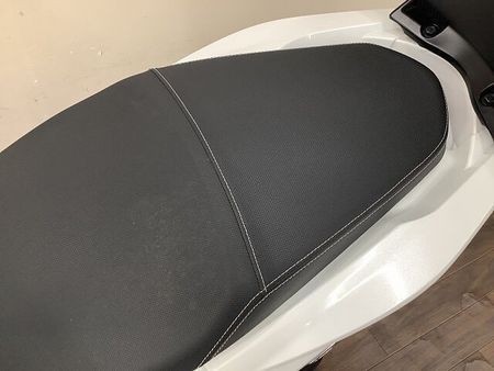 ホンダ PCX125 PCX LEDライト搭載のJF56型!安定感ある乗り味と燃費の良さに定評あるロングセラー! 29