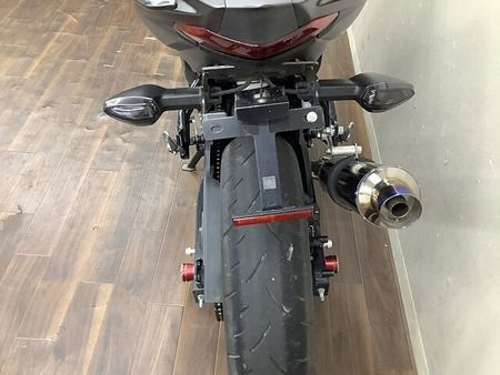 スズキ ジクサー SF250 ジクサー250SF 軽く扱いやすい車体と油冷エンジンがアイデンティティです!安心の政府認証 9