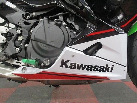 カワサキ ニンジャ 400 【マル得】Ninja 400 2022年モデル KRTカラー 36