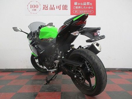 カワサキ ニンジャ 400 【マル得】Ninja 400 2022年モデル KRTカラー 7