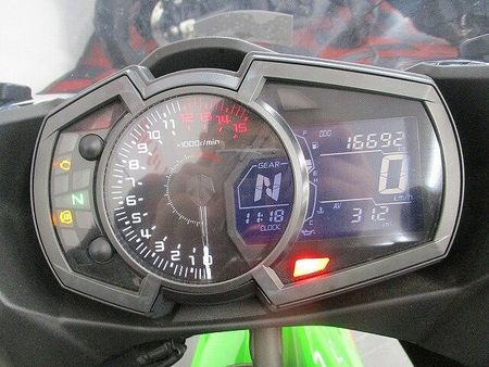 カワサキ ニンジャ 400 【マル得】Ninja 400 2022年モデル KRTカラー 8