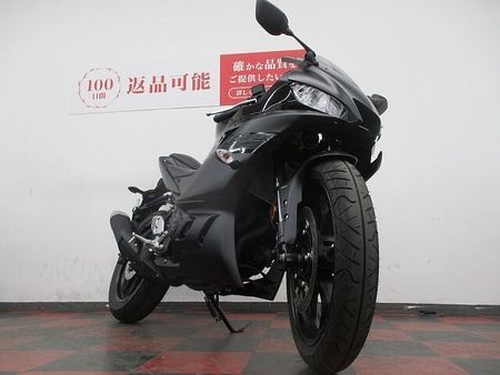 ヤマハ YZF-R25 YZF-R25 2021年モデル 4