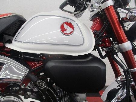 ホンダ モンキー125 モンキー125 2022年モデル 5速MT/Gクラフト製フロントキャリア/タケガワ製リアキ 28