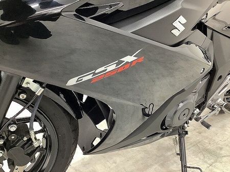 スズキ GSX250R GSX250R 2021年モデル ワンオーナー 低走行車両 フルノーマル 21