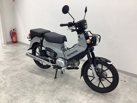 ホンダ クロスカブ110 クロスカブ110 2023年モデル ベトナムキャリア・タンデムシート装備 3