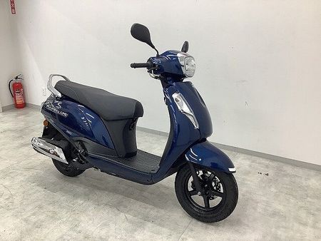 スズキ アドレス125 ADDRESS 125 フルノーマル・2023年モデル 街になじむ丸みを帯びたデザインにモ 3