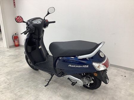 スズキ アドレス125 ADDRESS 125 フルノーマル・2023年モデル 街になじむ丸みを帯びたデザインにモ 7