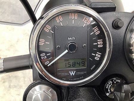 カワサキ W800 STREET W800ストリート 2019年モデル スクリーン・エンジンガード装備!! 16
