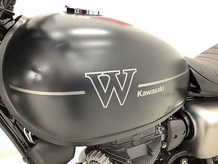 カワサキ W800 STREET W800ストリート 2019年モデル スクリーン・エンジンガード装備!! 25