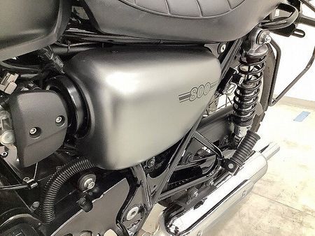 カワサキ W800 STREET W800ストリート 2019年モデル スクリーン・エンジンガード装備!! 28