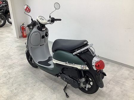ヤマハ ビーノ(2サイクル) Vino フルノーマル・2023年モデル 都市街地での気軽な移動や買い物にぴったりのスクー 13