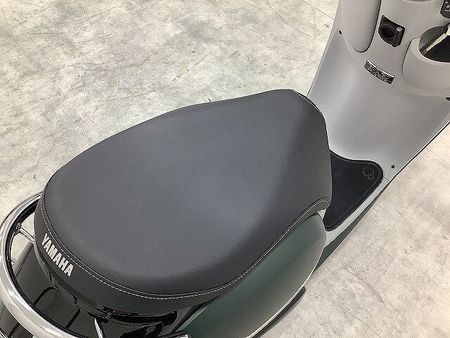 ヤマハ ビーノ(2サイクル) Vino フルノーマル・2023年モデル 都市街地での気軽な移動や買い物にぴったりのスクー 25