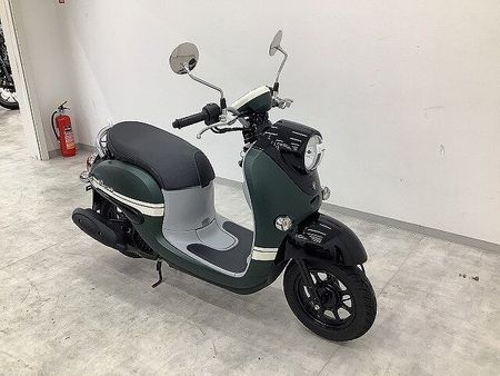 ヤマハ ビーノ(2サイクル) Vino フルノーマル・2023年モデル 都市街地での気軽な移動や買い物にぴったりのスクー 9