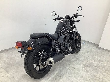 ホンダ レブル 250 REBEL 250 フルノーマル・2017年モデル 単眼丸目のハロゲンヘッドライトがレトロ 4