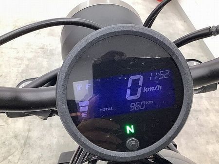 ホンダ レブル 250 REBEL 250 フルノーマル・2017年モデル 単眼丸目のハロゲンヘッドライトがレトロ 9