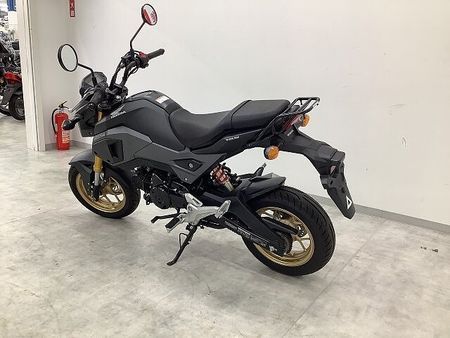 ホンダ グロム GROM フルノーマル・2018年モデル 軽快な操縦性・街乗りでの楽しさ・維持コストの安さ 7