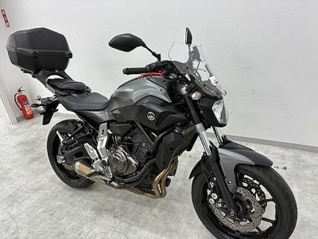 ヤマハ MT-07 【マル得】MT-07 リアボックス・スクリーン 軽量かつ高トルク、そして扱いやすい性格が初 2