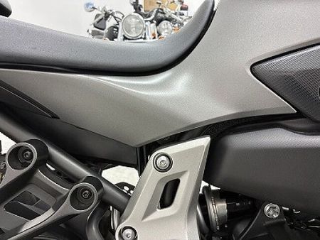 ヤマハ MT-07 【マル得】MT-07 リアボックス・スクリーン 軽量かつ高トルク、そして扱いやすい性格が初 33