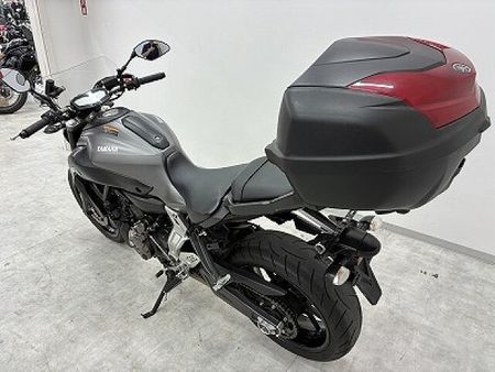 ヤマハ MT-07 【マル得】MT-07 リアボックス・スクリーン 軽量かつ高トルク、そして扱いやすい性格が初 6