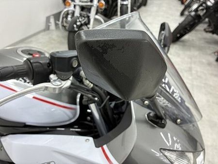 カワサキ ニンジャ 400R ニンジャ400R フルノーマル・2013年モデル スチールフレームの信頼性、パワフルな並列 22