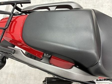 ホンダ NC700X NC700X ABS リアキャリア・2012年モデル ミドルクラスのアドベンチャー!軽量で 37