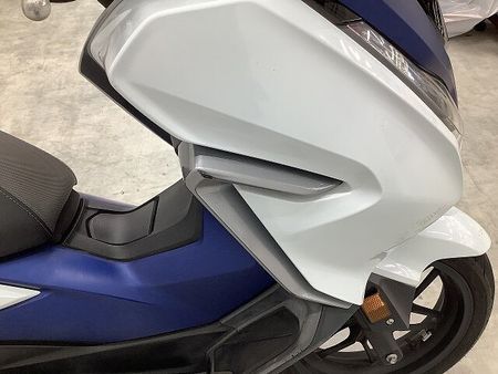ホンダ フォルツァ(MF06) FORZA リアボックス・2018年モデル 大容量トランクで日常?ツーリングまで幅広く対応 23