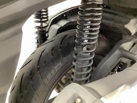 ホンダ フォルツァ(MF06) FORZA リアボックス・2018年モデル 大容量トランクで日常?ツーリングまで幅広く対応 37