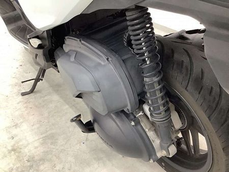ホンダ フォルツァ(MF06) FORZA リアボックス・2018年モデル 大容量トランクで日常?ツーリングまで幅広く対応 40