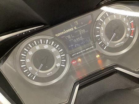 ホンダ フォルツァ(MF06) FORZA リアボックス・2018年モデル 大容量トランクで日常?ツーリングまで幅広く対応 8