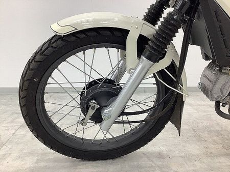 ホンダ クロスカブ110 クロスカブ110 フォグランプ・ナックルガード 街でもアウトドアでも胸がはずむ、 軽快さと 18