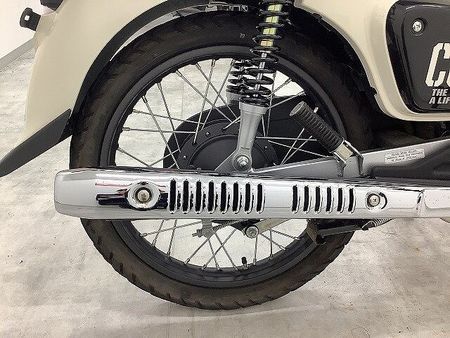 ホンダ クロスカブ110 クロスカブ110 フォグランプ・ナックルガード 街でもアウトドアでも胸がはずむ、 軽快さと 32