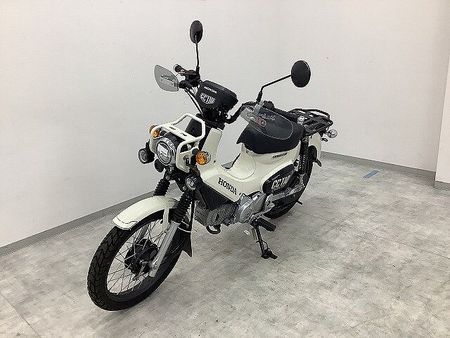 ホンダ クロスカブ110 クロスカブ110 フォグランプ・ナックルガード 街でもアウトドアでも胸がはずむ、 軽快さと 6
