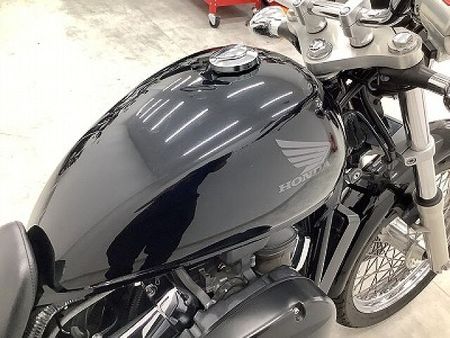 ホンダ VT400S VT400S フルノーマル・2011年モデル ティアドロップタンク、2本出しマフラー、クロ 25