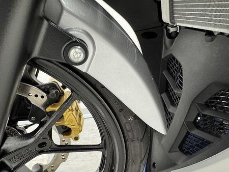 スズキ GSX-R125 GSX-R125 低走行・ノーマル車! バッテリー新品交換・チェーン新品交換にてご納車致し 23