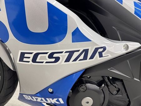 スズキ GSX-R125 GSX-R125 低走行・ノーマル車! バッテリー新品交換・チェーン新品交換にてご納車致し 30