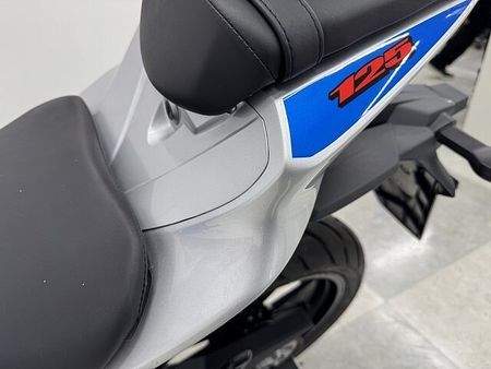 スズキ GSX-R125 GSX-R125 低走行・ノーマル車! バッテリー新品交換・チェーン新品交換にてご納車致し 36