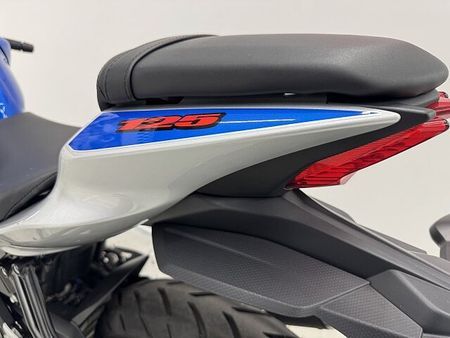 スズキ GSX-R125 GSX-R125 低走行・ノーマル車! バッテリー新品交換・チェーン新品交換にてご納車致し 37