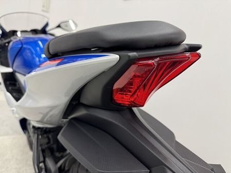スズキ GSX-R125 GSX-R125 低走行・ノーマル車! バッテリー新品交換・チェーン新品交換にてご納車致し 38