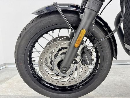 トライアンフ BONNEVILLE T120 ボンネビルT120 2023年モデル・キャリア・リアBOX付き 19