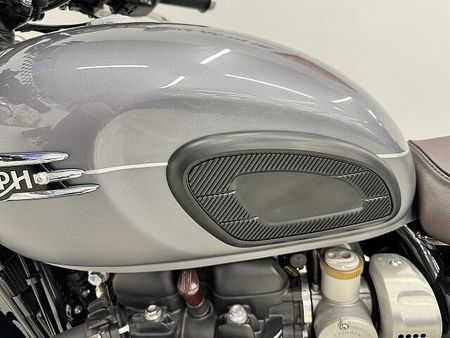 トライアンフ BONNEVILLE T120 ボンネビルT120 2023年モデル・キャリア・リアBOX付き 33