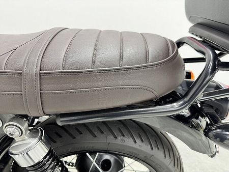 トライアンフ BONNEVILLE T120 ボンネビルT120 2023年モデル・キャリア・リアBOX付き 35