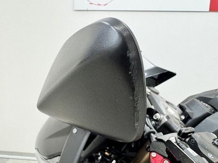 ホンダ CBR650R CBR650R 安心の前後ドラレコ付き USBやレバーなどカスタム車!! 28